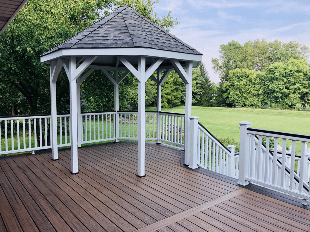 composite deck with railing
